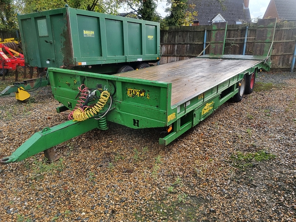 Chris Atkin & Son Ltd - Herbst 24-19 Low loader